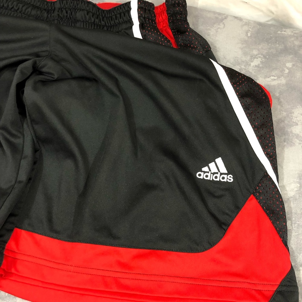 Addias Climalife running shorts  M/L - Picture 7 of 7